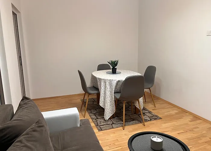 Slavveykovs アパート