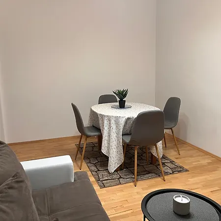 Slavveykovs Apartment