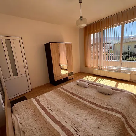 Slavveykovs Apartment Sofia